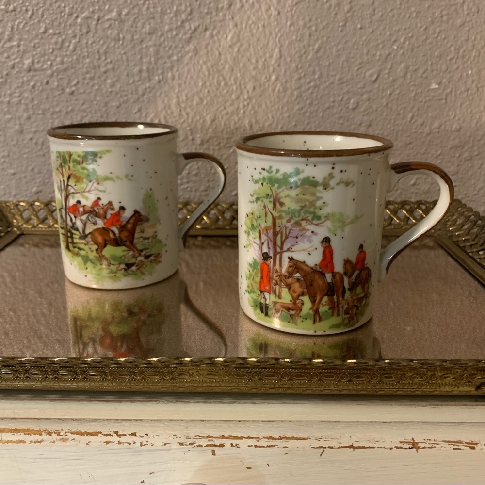Set of 2 Vintage Mugs with Horses on Fox Hunt